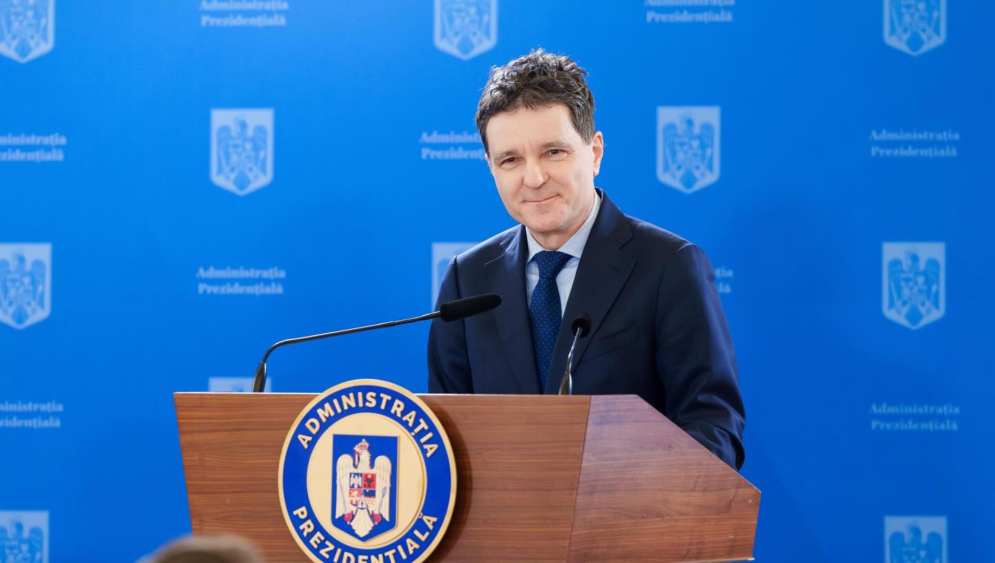 Adrian Severin, despre Nicușor Dan: Sunt multe cercuri de interese, care îl împing