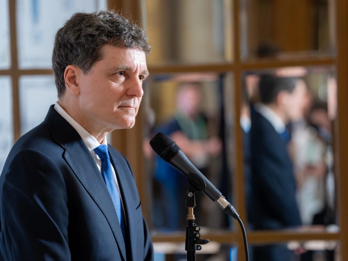 Adrian Severin, despre tactica negocierilor la Cotroceni. Ce guvern vrea Nicușor Dan