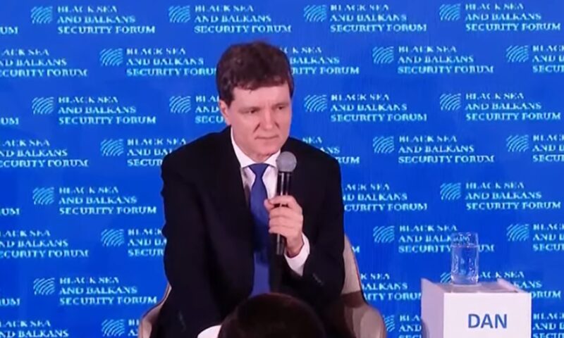 Nicușor Dan spune de ce este nevoie pentru a avea pace în Europa