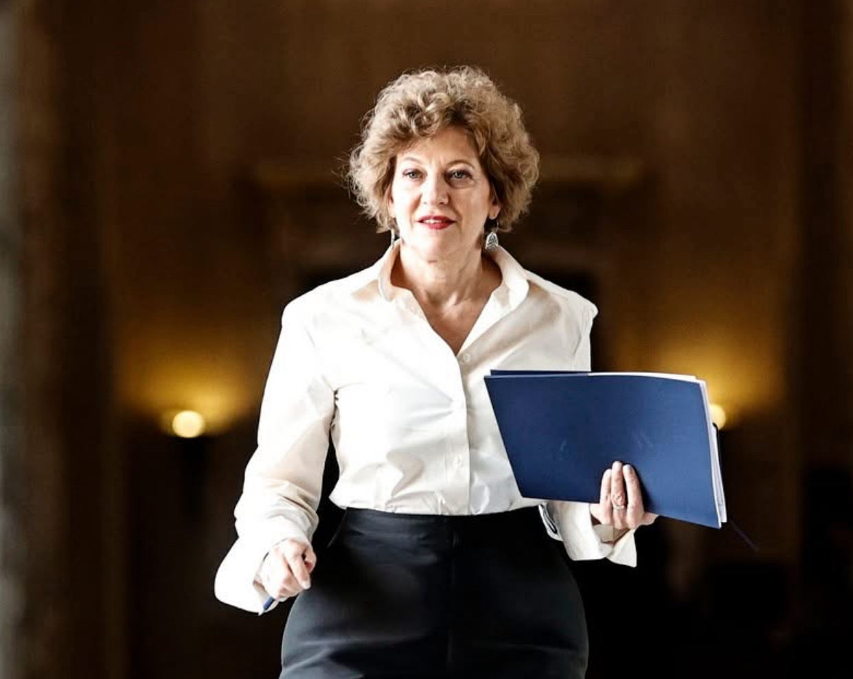 Scandalul emailurilor Oanei Gheorghiu. Dogioiu, apărătoare în nume personal, nu din partea Guvernului