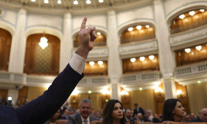 Radu Coșarcă, despre haosul din România: Nu e un singur vinovat, toți sunt vinovați
