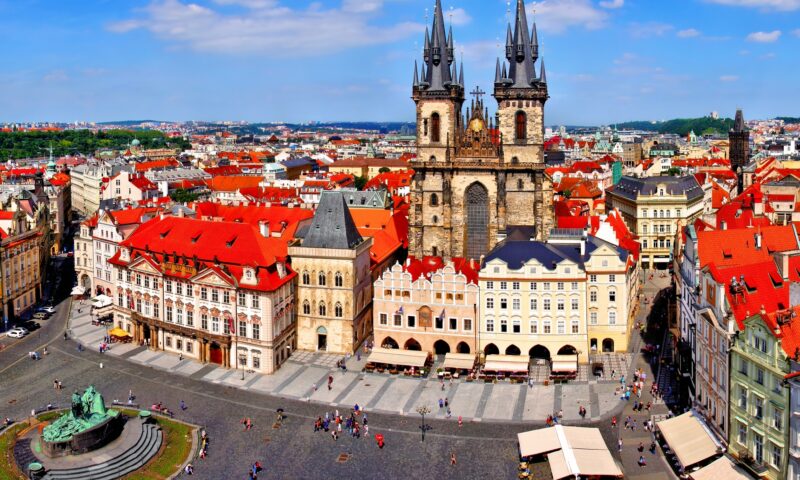 Unul dintre cele mai frumoase orașe din Europa atrage turiști cu prețuri surprinzător de mici