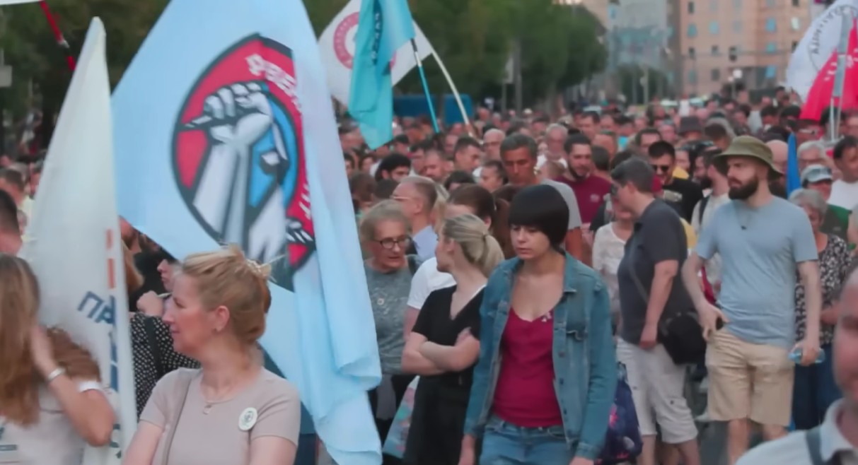 Proteste Serbia