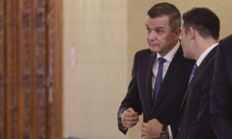 Sorin Grindeanu cere refacerea fostei coaliții și spune că PSD are „prima șansă” să formeze noul guvern
