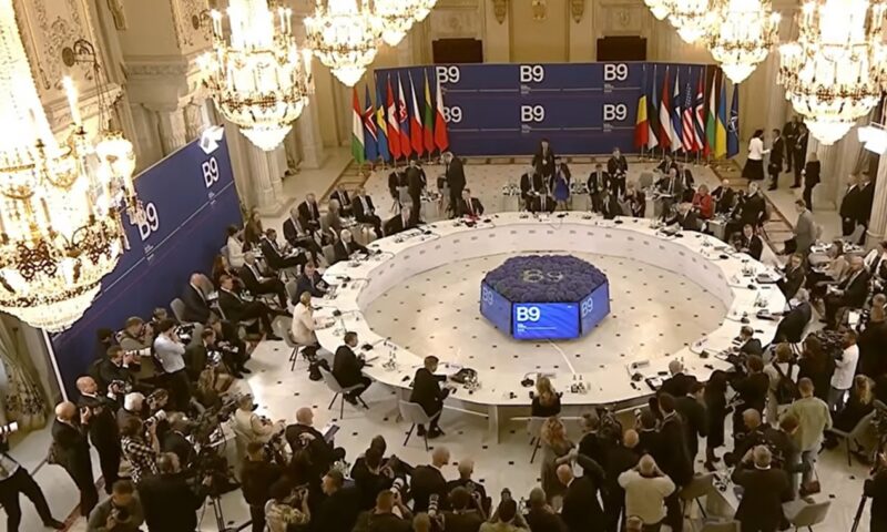Nicușor Dan la Summitul B9: Trebuie să sporim cheltuielile dedicate apărării. Karol Nawrocki: Să continuăm sprijinul strategic și politic pentru Ucraina