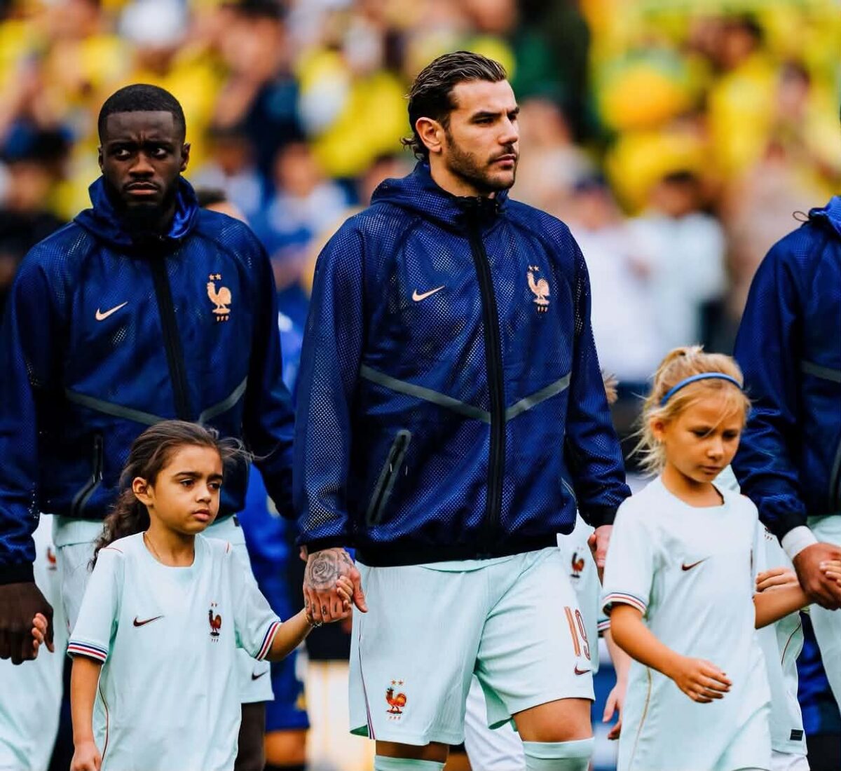 Scandal cu escorte și droguri înainte de Cupa Mondială. Imaginile i-au distrus cariera lui Theo Hernandez