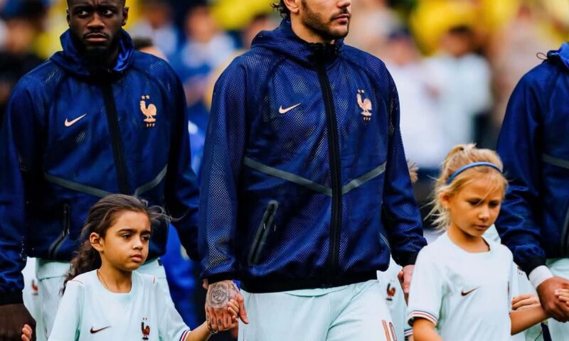 Scandal cu escorte și droguri înainte de Cupa Mondială. Imaginile i-au distrus cariera lui Theo Hernandez