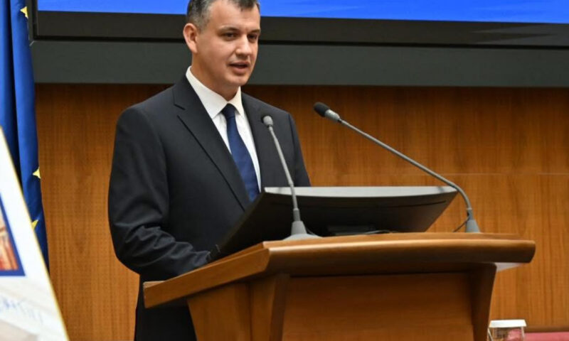 Varianta Eugen Tomac-premier. Frământări în PNL: Decizia e clară
