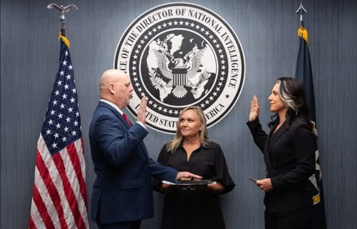 Culisele schimbărilor din fruntea serviciilor de informații ale SUA. Tulsi Gabbard ar fi fost forțată să demisioneze