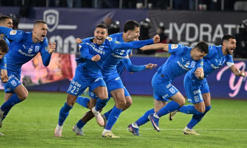 Universitatea Craiova-U Cluj, joacă cu trofeul pe masă. Meciul poate decide noua campioană