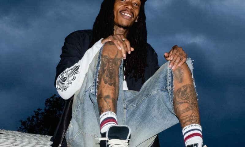 Wiz Khalifa, dat în urmărire de Poliția Română. Rapperul a fost condamnat la 9 luni de închisoare