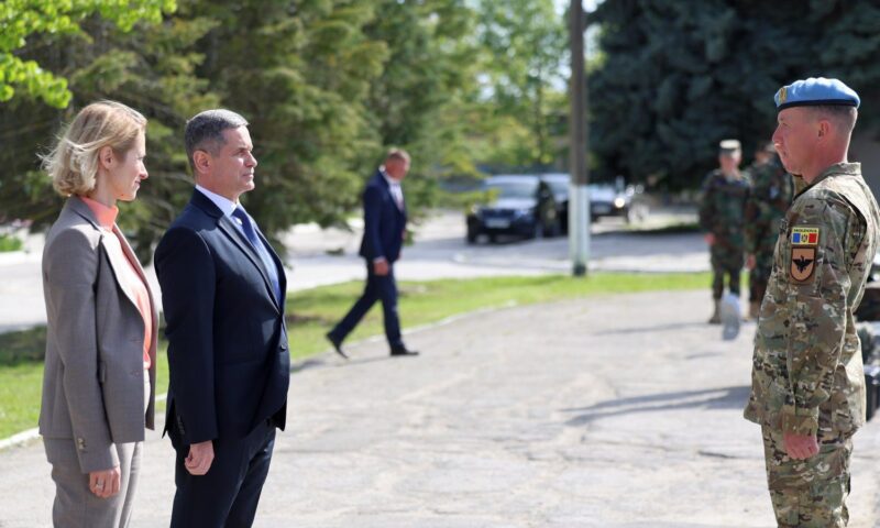 Tragedia de la Cahul. Ministrul Apărării vizat de demitere, după moartea unui minor într-o unitate militară