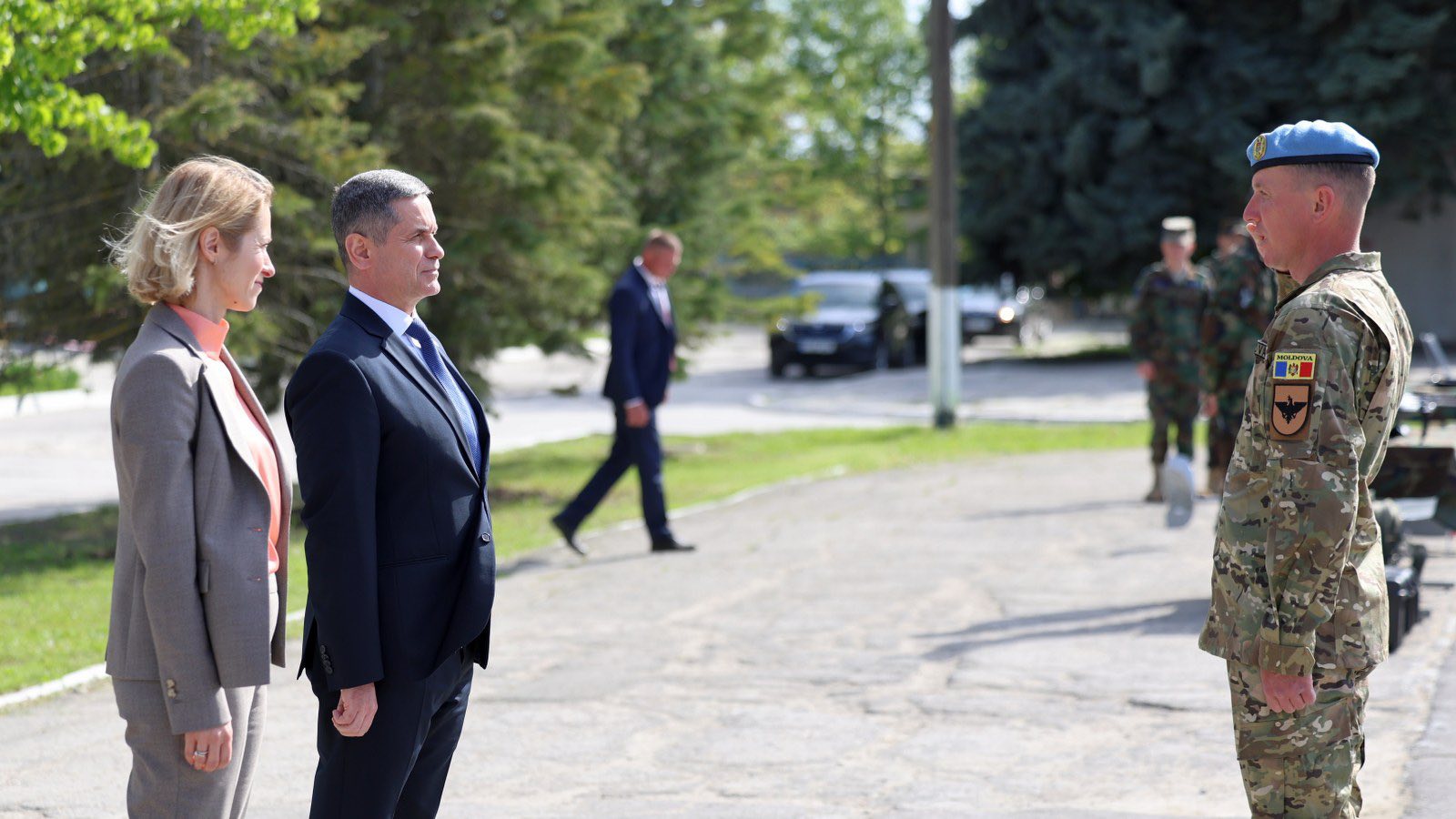Tragedia de la Cahul. Ministrul Apărării vizat de demitere, după moartea unui minor într-o unitate militară
