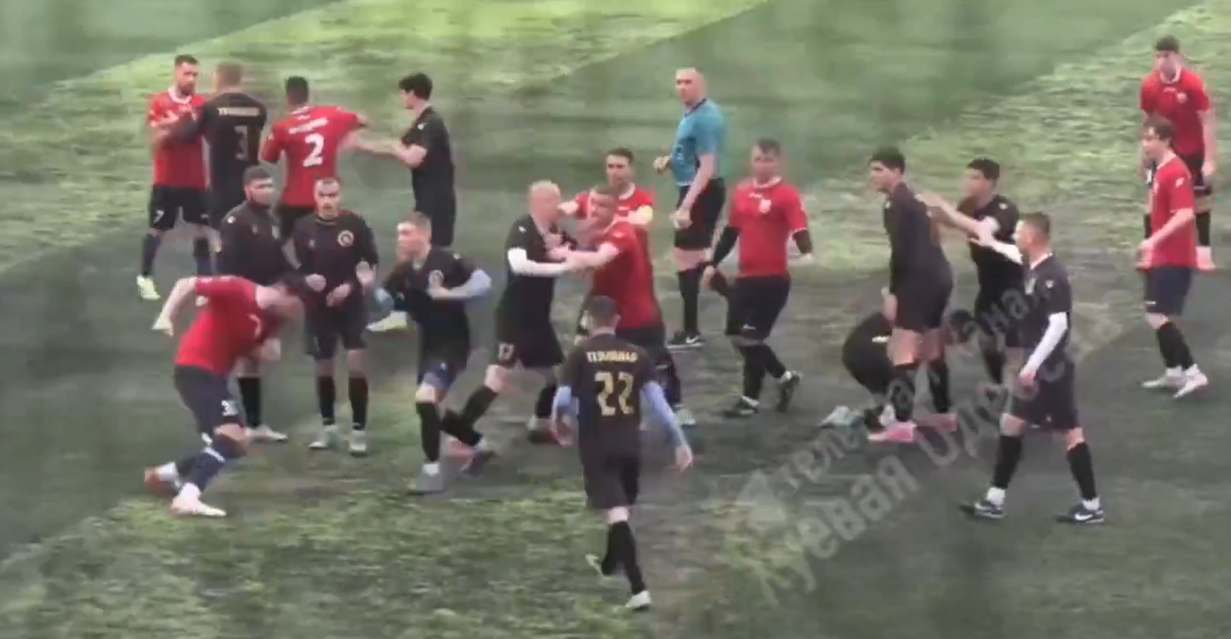 Bătaie la un meci de fotbal din Ucraina