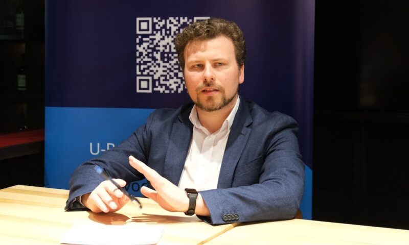 Reguli mai dure la examenele de clasa a IX-a. Copiatul, tot mai dificil