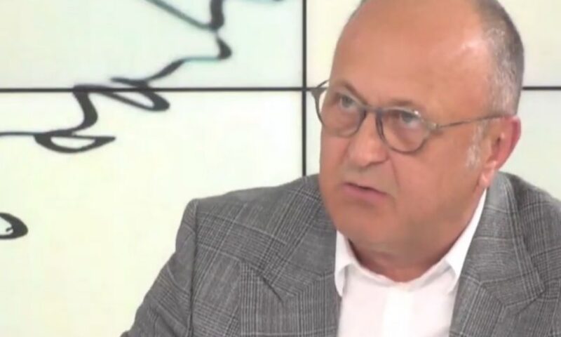 Dan Șucu pregătește schimbarea de pe banca Rapidului. Două nume au rămas în cursa pentru postul de antrenor