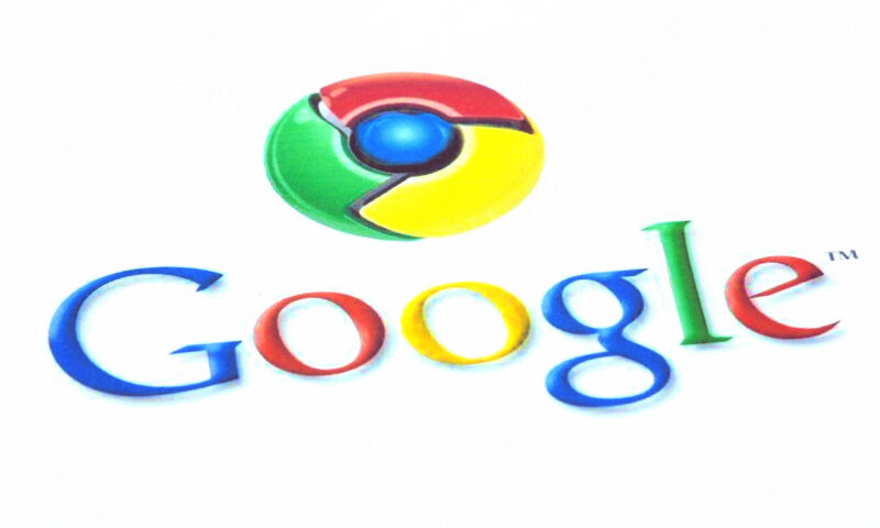 Google lansează Live în Gmail, Docs și Keep. Vorbești cu AI-ul în limbaj natural