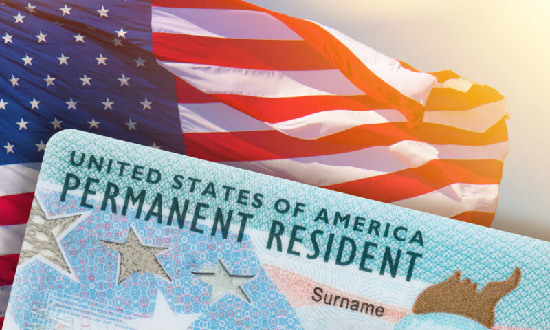 SUA schimbă regulile pentru Green Card. Solicitanții vor trebui să plece din țară