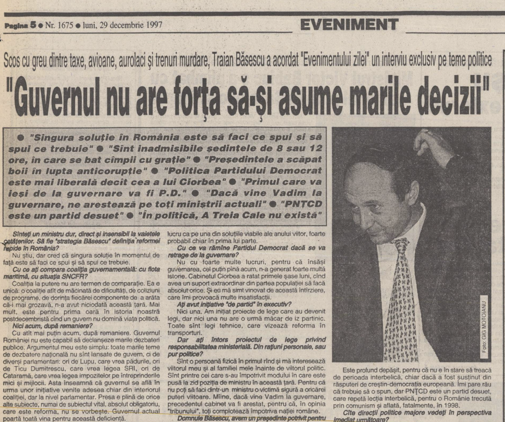Cum a dărâmat Traian Băsescu guvernul Ciorbea cu un singur interviu