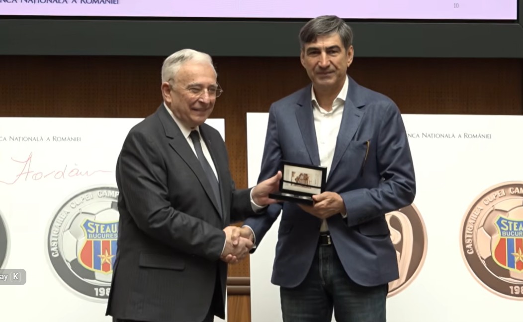 Mugur Isărescu și Victor Pițurcă