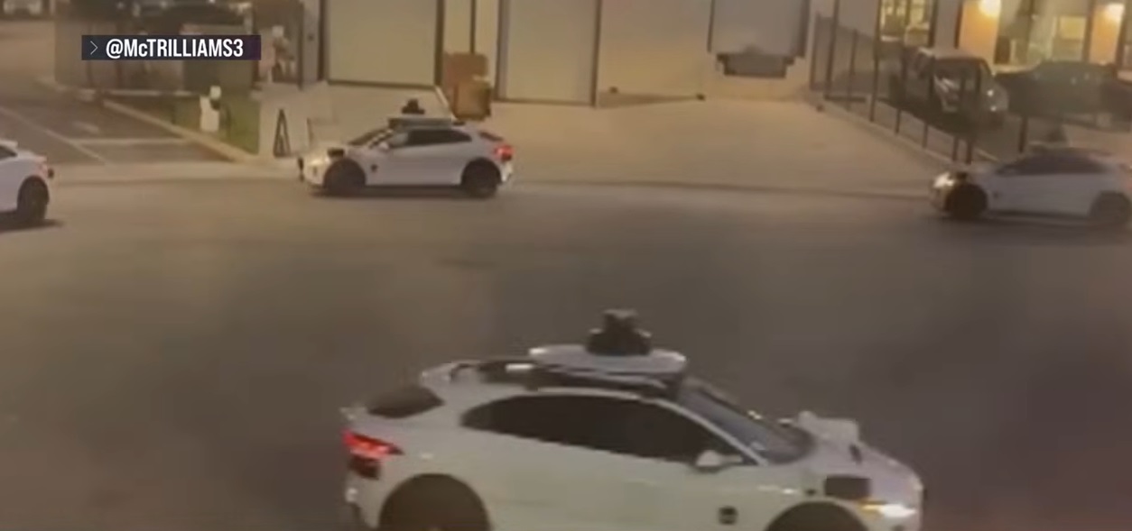 masini fara sofer Waymo