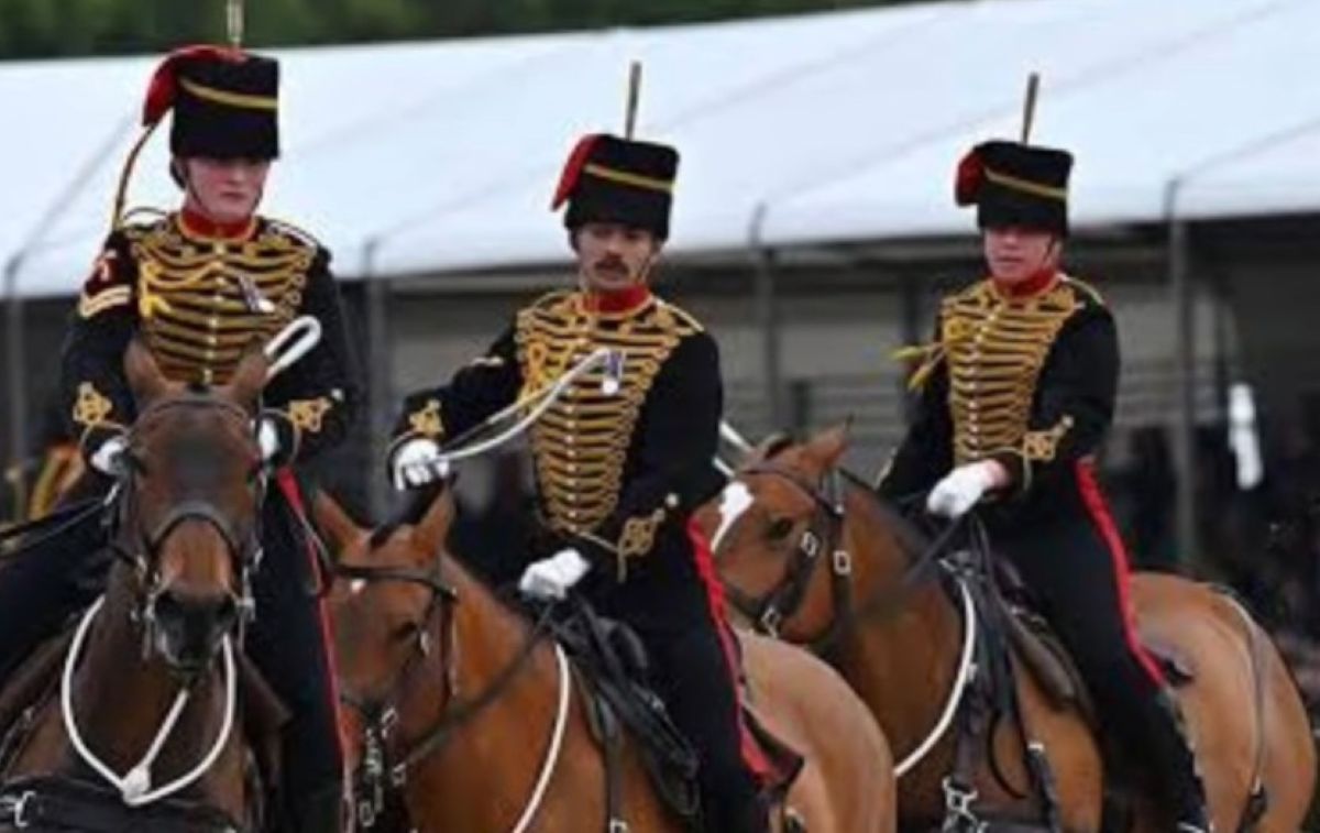 Tragedie la Royal Windsor Horse Show după ce un militar a murit în urma unei căderi de pe cal. Ce urmează să facă Regele Charles