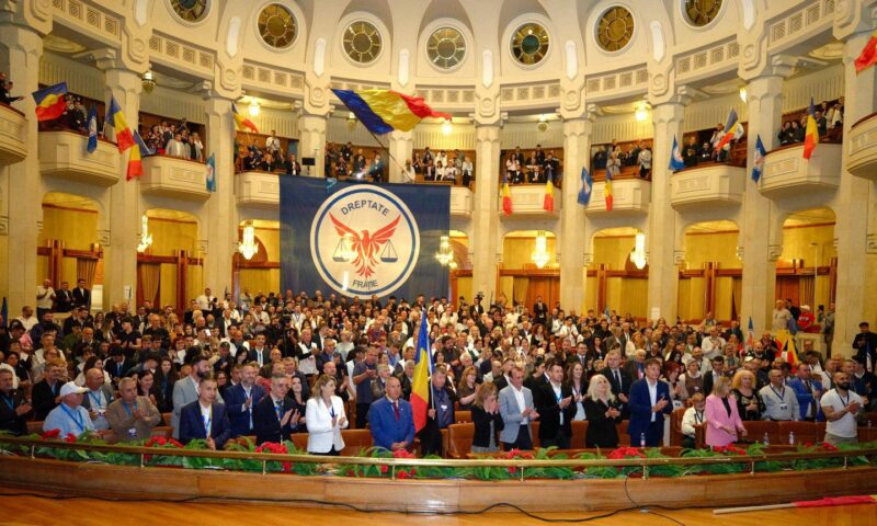 A apărut un nou partid politic în România. A fost lansat la Palatul Parlamentului, în fața a circa 1000 de participanți