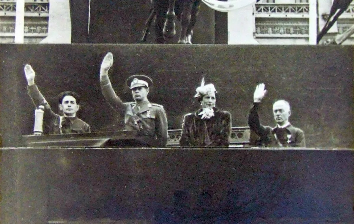 Regele Mihai, alături de Horia Sima și Ion Antonescu