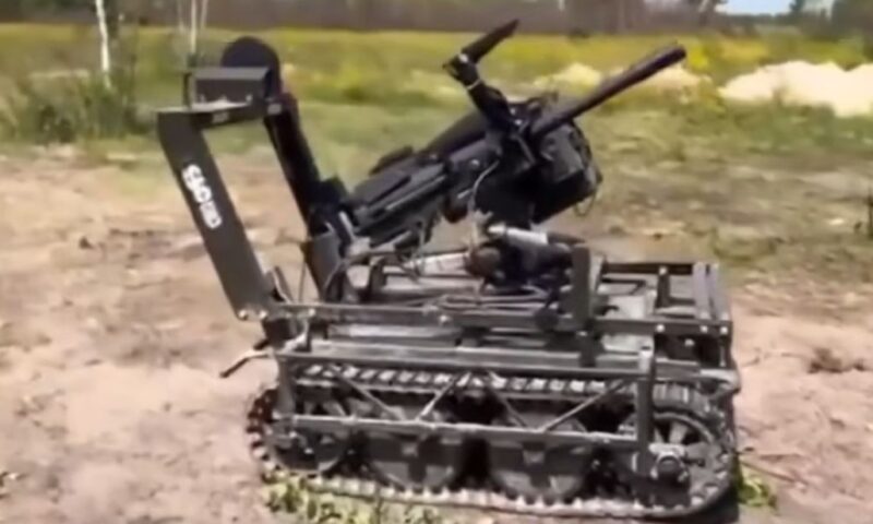 Ucraina are în plan să trimită 25.000 de roboți de luptă pe front, contra Rusiei. Mai trebuie, însă, rezolvată o problemă