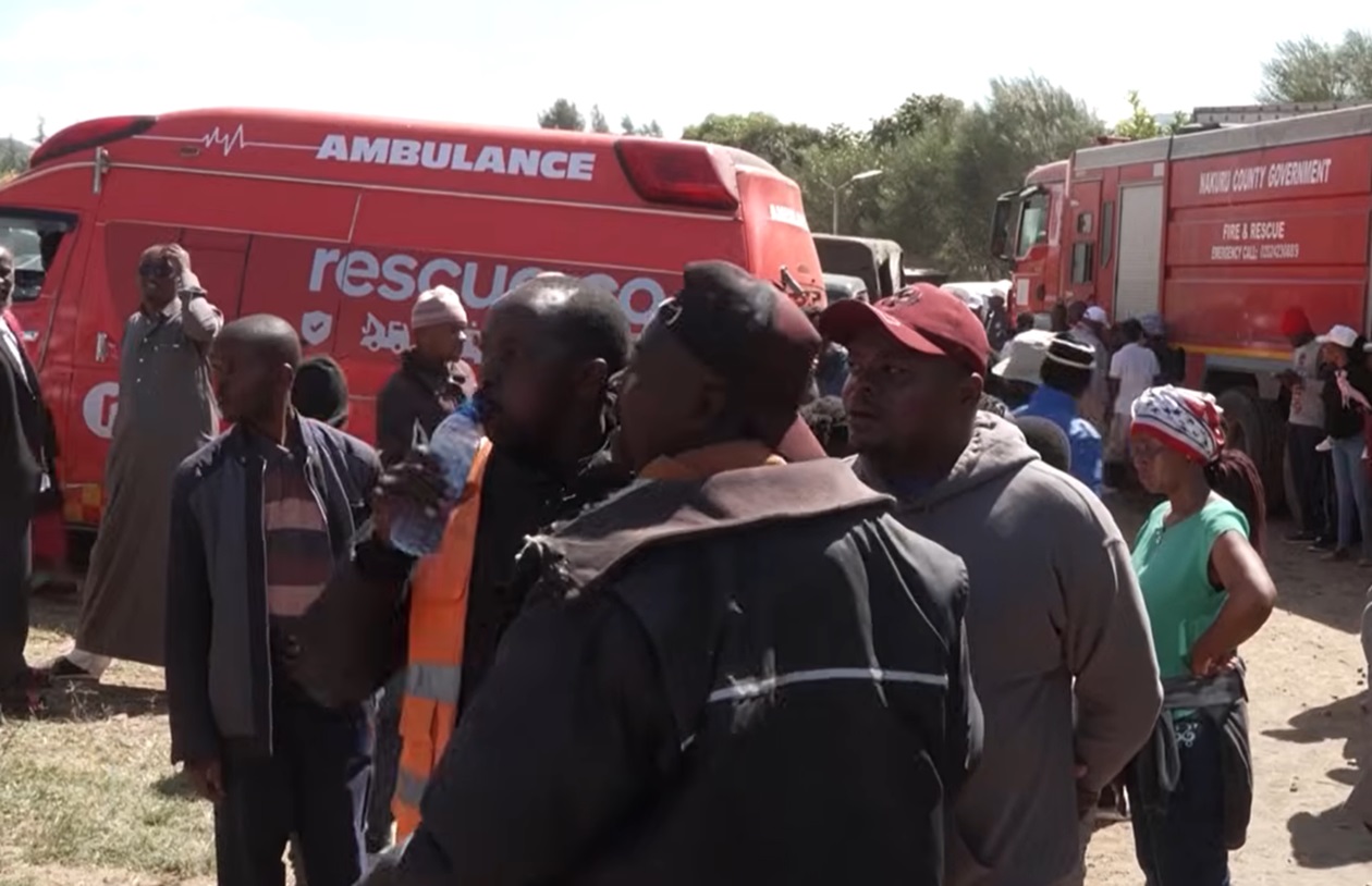 Opt eleve din Kenya, arestate pentru incendierea internatului, soldată cu 16 victime