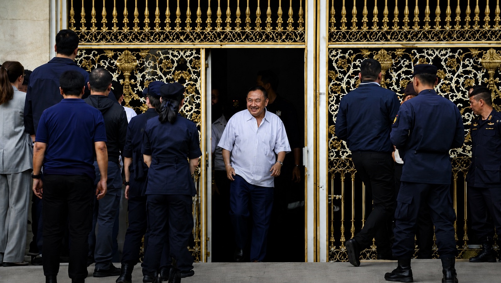 Fostul premier al Thailandei a fost eliberat condiționat din închisoare. Pentru ce fusese închis