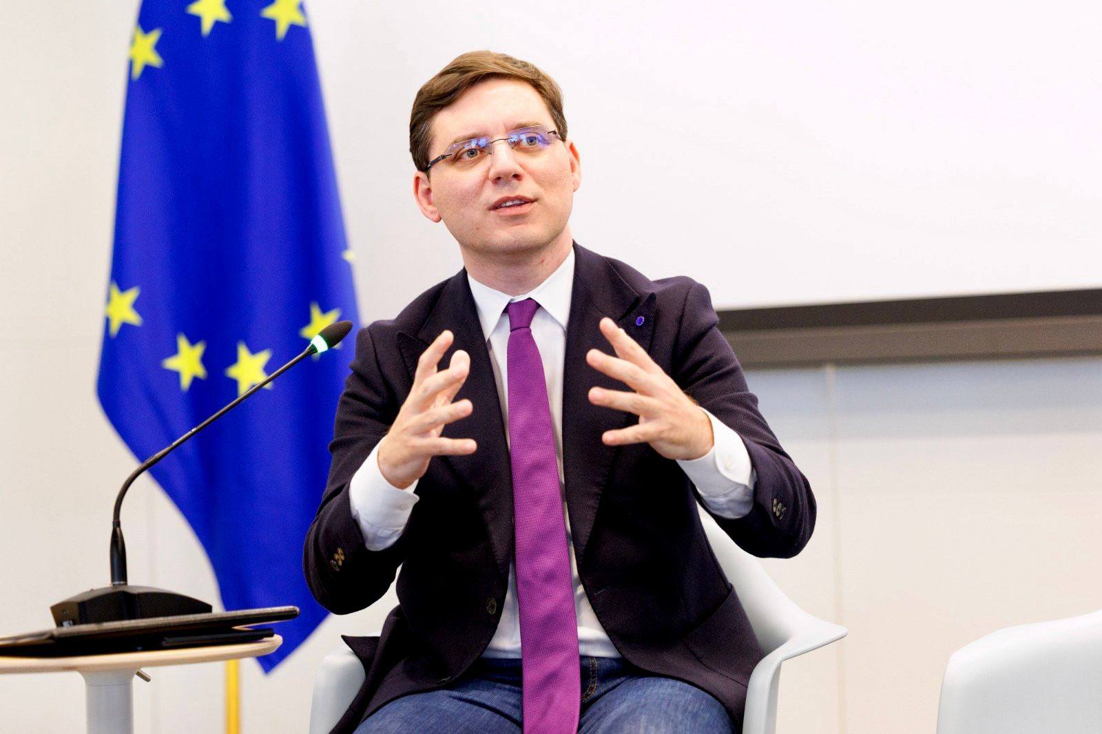 Victor Negrescu susține că lipsa coordonării dintre Europa și SUA poate slăbi securitatea globală