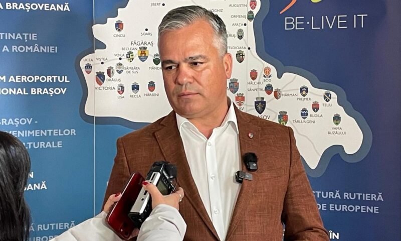 AUR atacă desemnarea lui Adrian Veștea pentru funcția de premier: „Un paravan pentru guvernul lui Nicușor Dan”