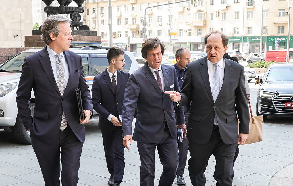 Tensiuni diplomatice la Moscova. Ambasadorii din Franța, Marea Britanie și Germania, convocați la Ministerul rus de Externe din cauza războiului din Ucraina