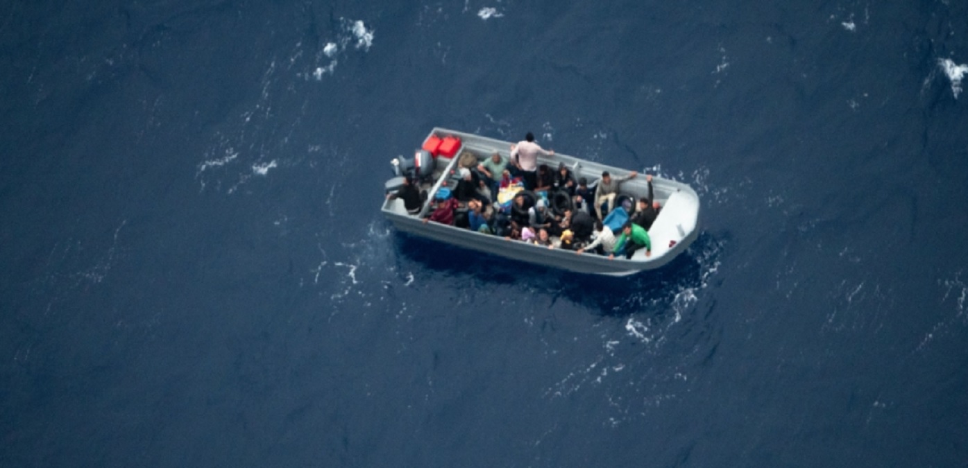 Tragedie pe ruta migrației către Europa. Zece oameni și-au pierdut viața după naufragiul unei ambarcațiuni