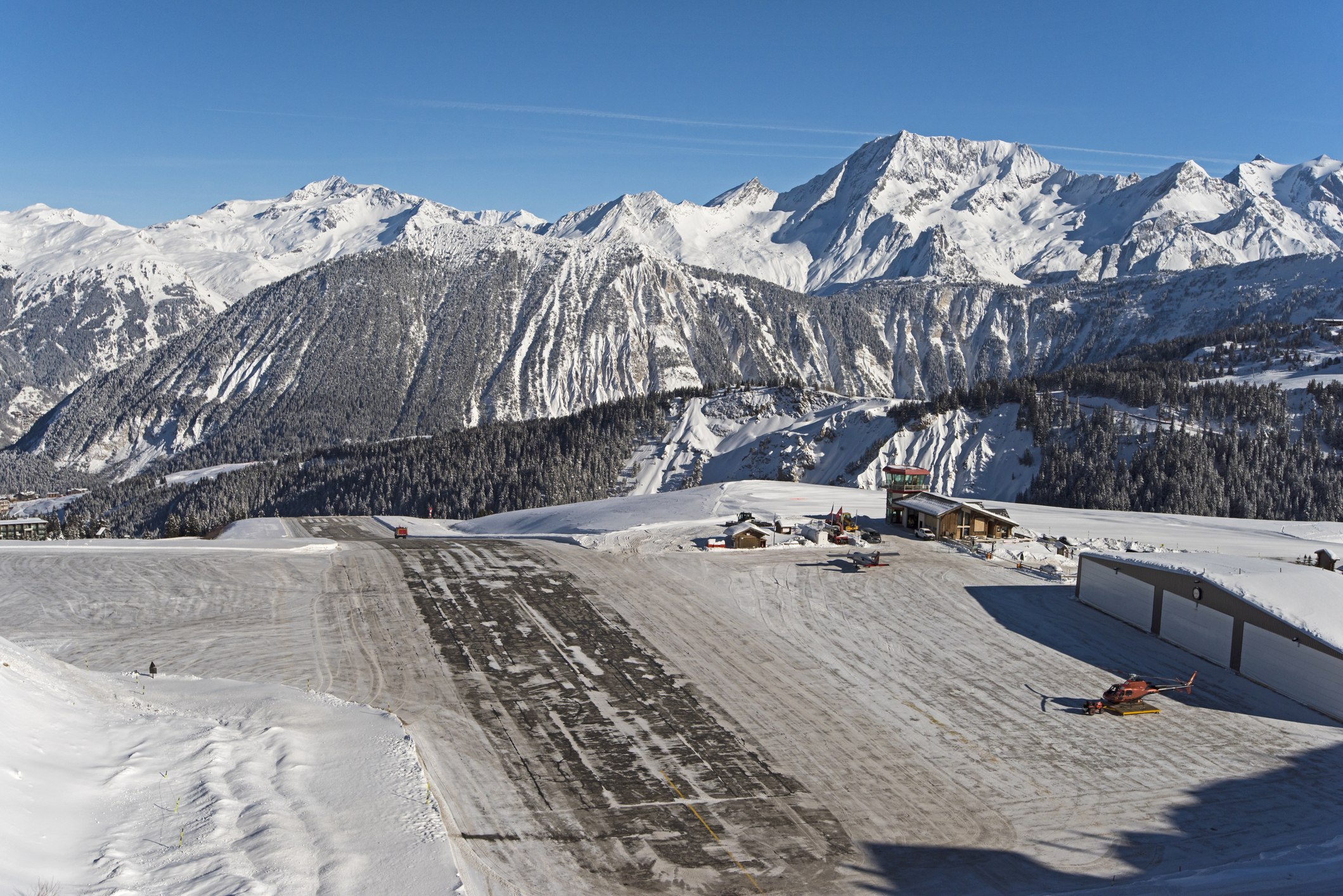Courchevel Altiport