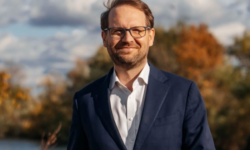 USR îl menține pe Dominic Fritz la conducerea partidului după decizia ÎCCJ. Liderul formațiunii va contesta cazul la CEDO