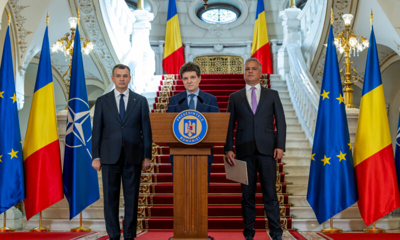 Cine a știut primul că Adrian Veștea va fi desemnat premier. Secret păstrat până în ultimul moment