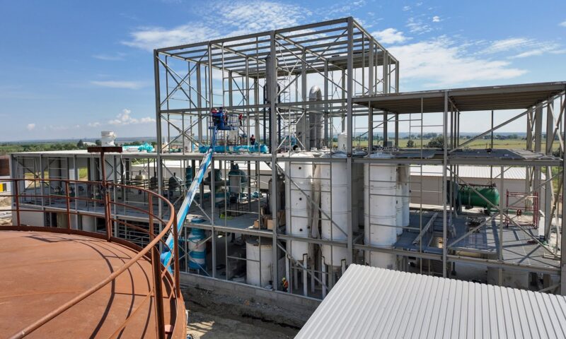 Se construiește o nouă fabrică în România. 200 de locuri de muncă vor fi disponibile