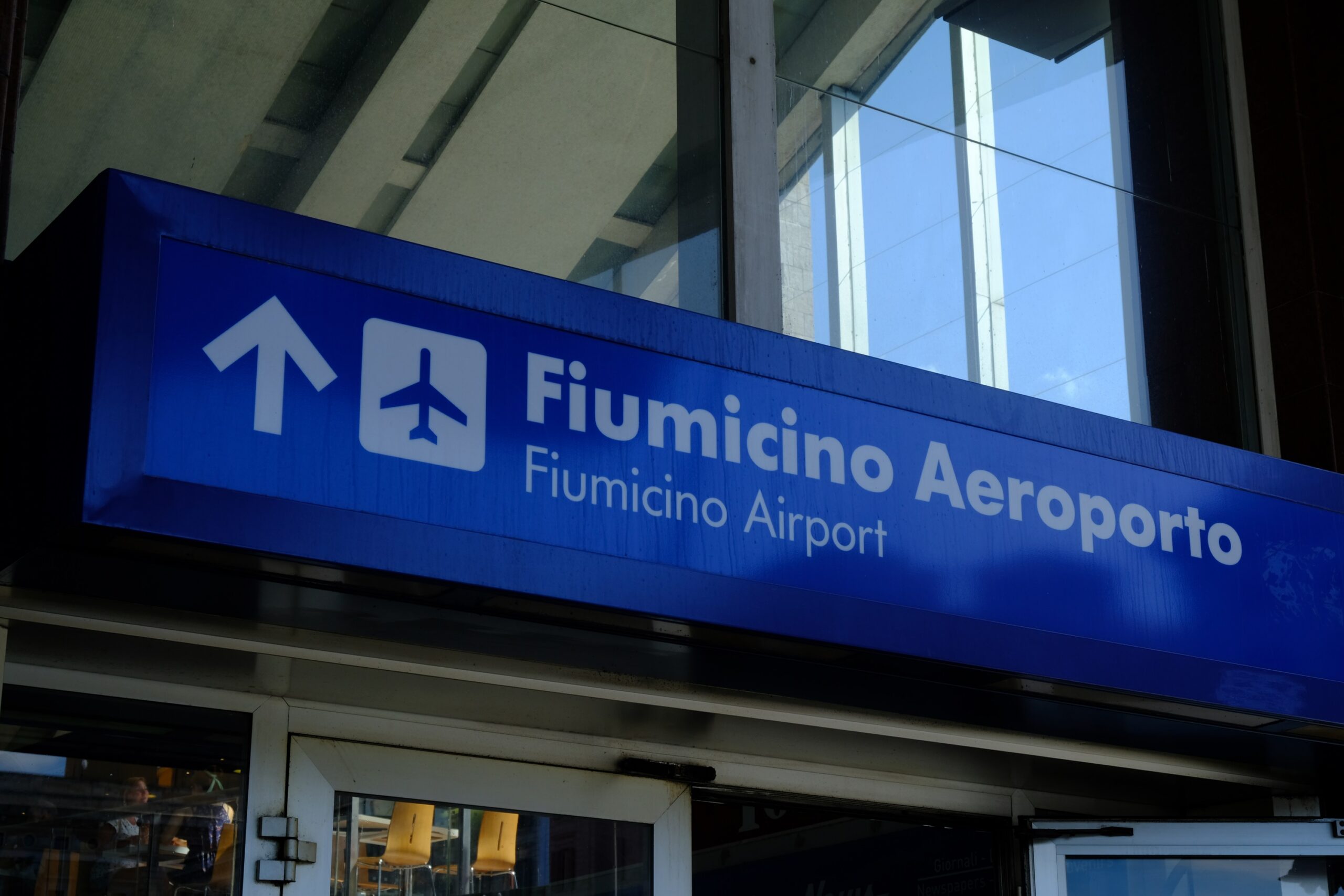 Cozi imense la frontieră: Roma se pregătește să blocheze sistemul biometric european