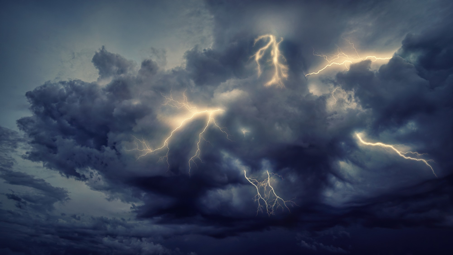 Prognoza meteo pentru 10 iunie. Furtunile se extind în mai multe regiuni
