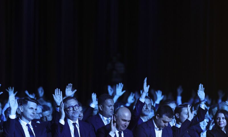 Echipa lui Adrian Veștea consideră nestatutare deciziile Congresului Extraordinar al PNL