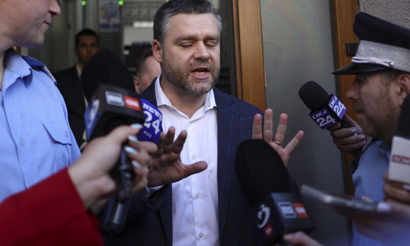 DNA: Ciprian Ciucu, acuzat de luare de mită în legătură cu un proiect imobiliar din Sectorul 6. Detalii din anchetă