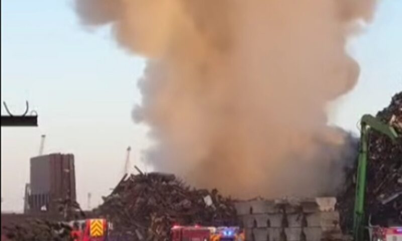 Incendiu puternic în Portul Constanța Sud-Agigea. A fost emis mesaj RO-Alert