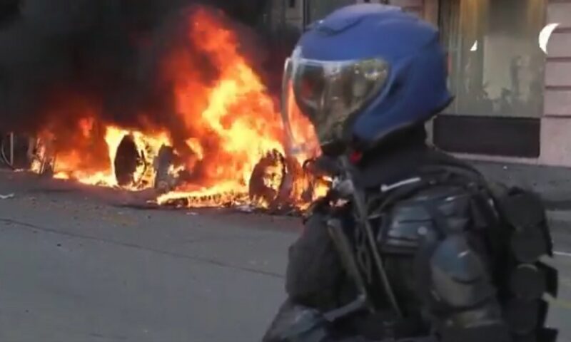 Proteste violente împotriva summitului G7. Confruntări cu poliția, incendii și distrugeri în Geneva