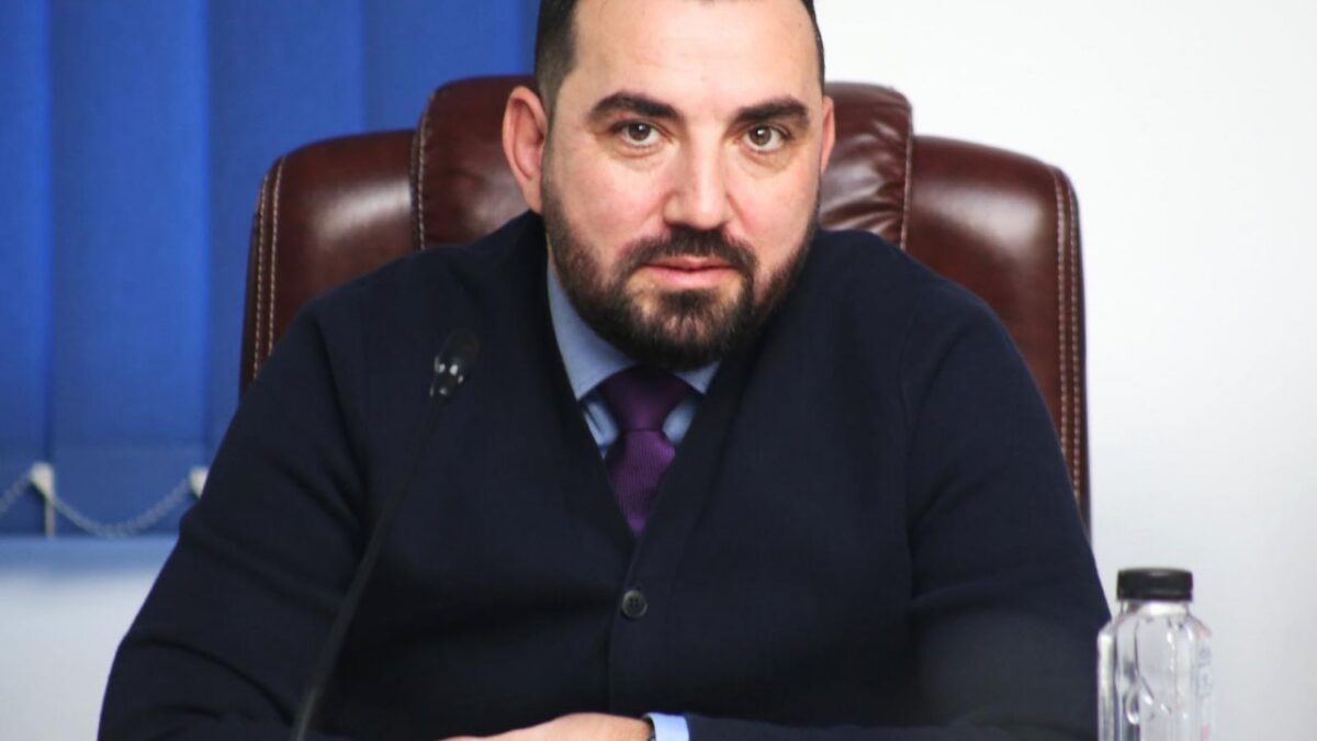 Surse: Iulian Cârlogea, city managerul Sectorului 5, a demisionat încă din februarie din PUSL. Efectele în interiorul partidului