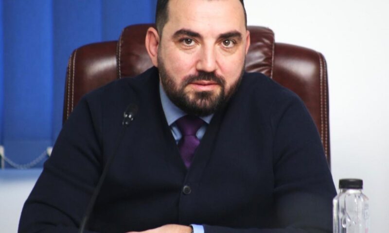 Surse: Iulian Cârlogea, city managerul Sectorului 5, a demisionat încă din februarie din PUSL. Efectele în interiorul partidului