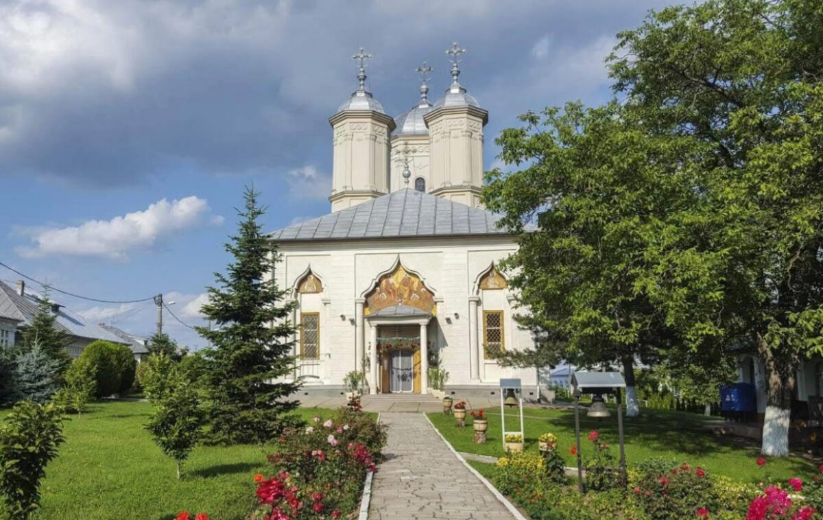 Canonizare la Mănăstirea Pasărea. Sfintele Cuvioase Filofteia și Elisabeta intră în rândul sfinților