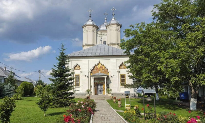 Canonizare la Mănăstirea Pasărea. Sfintele Cuvioase Filofteia și Elisabeta intră în rândul sfinților