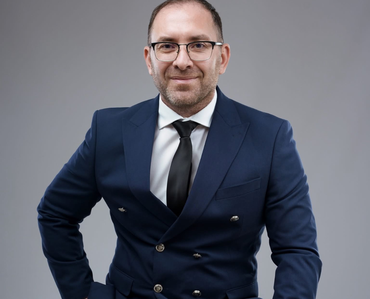 Două nume din Cabinetul Veștea, legături vechi cu Nicușor Dan